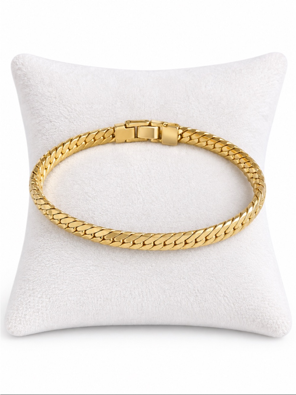 Gold-Tone Flat Curb Chain Bracelet – Classic Polished Link Jewelry